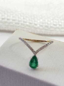 Anel Ouro 18k Com Esmeralda Natural E Diamantes