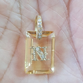 Pingente Letra N Ouro Amarelo 18k750 Com Citrino E Diamantes